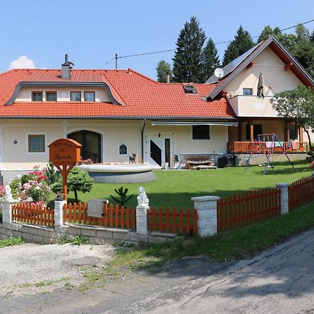 Zur Alpenruhe Apartamento Seeboden Exterior foto